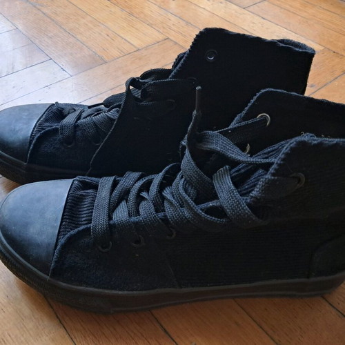 Black shoes like new, size 38
