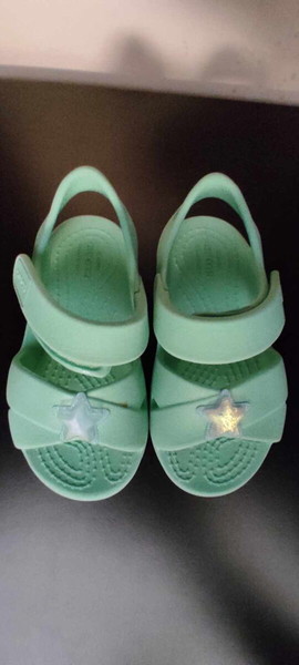 crocs c7