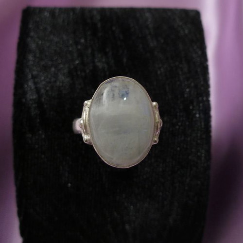 White Opal ring in 925 silver new