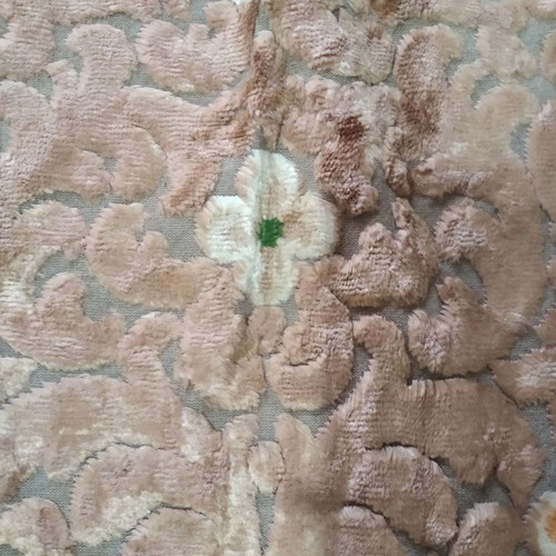 Velvet wall hanging blanket used vintage 1.85x2.40