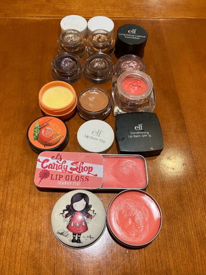 Elf eyeshadow and lip gloss set used with eye stencil