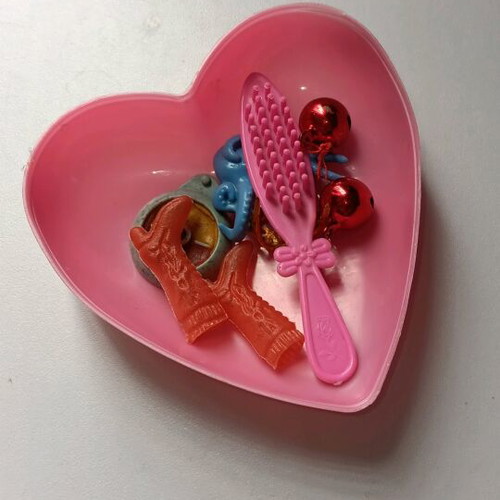 Plastic bowl pink heart-shaped like new