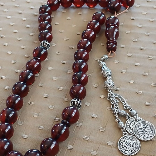 Bakelite Komboloi like new, 33 beads, traditional oriental finish