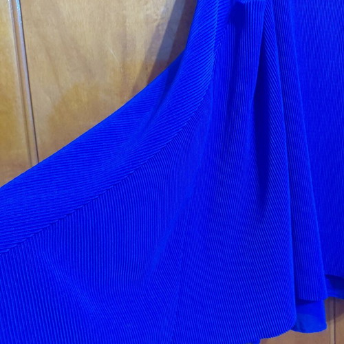 Mango blue sleeveless blouse like new, size M