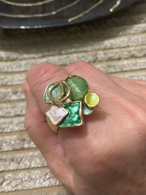 Steel ring like new, green and gold adjustable