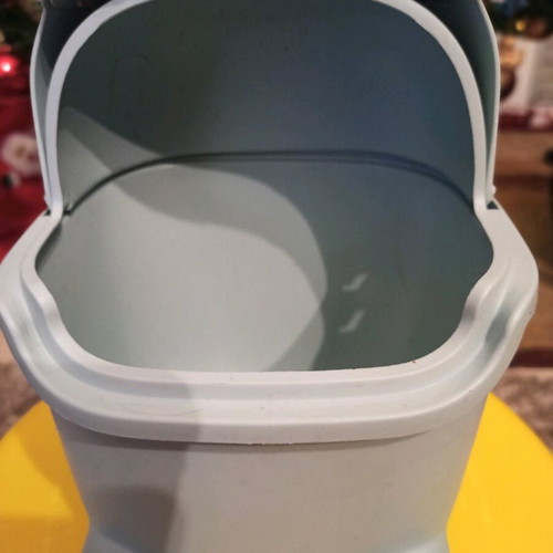 Plastic box like new for toys or office 23.5x14x15.5 cm