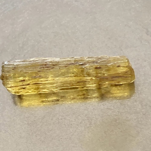 Natural Heliodor gemstone crystal cylindrical 16 cts new
