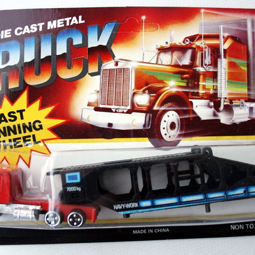 Vintage die cast metal trucks 3 pieces with sliding Mobil new