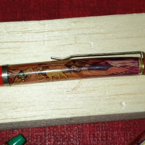 Lion King pens new, pack of 8 collectible