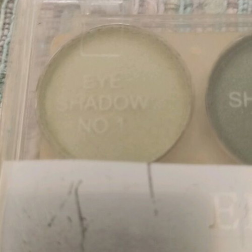 Elixir triple eyeshadow new, shiny green shades