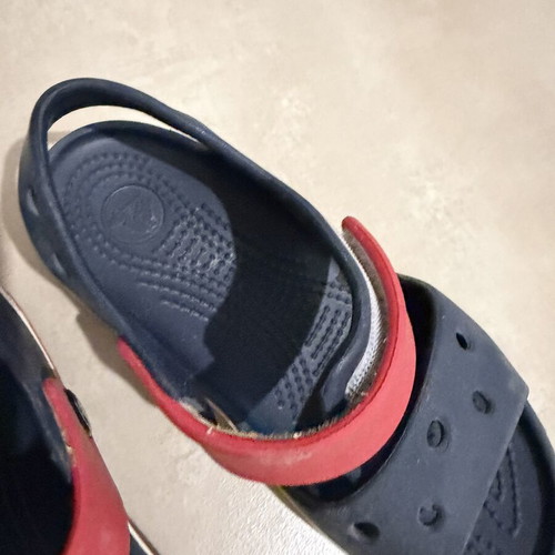 Crocs Crocband Sandal like new, kids size 28-29, blue