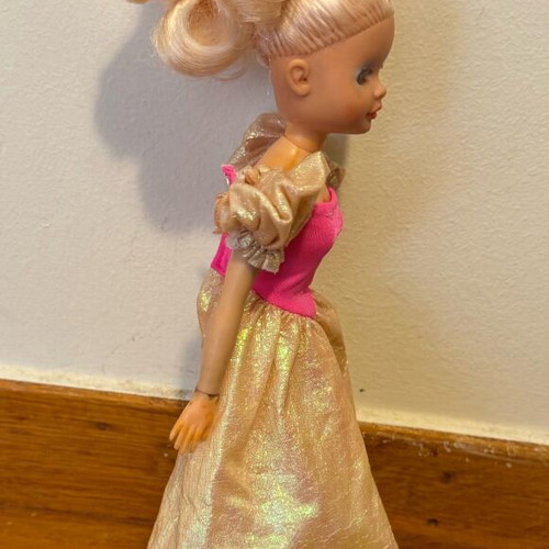 Bibi Bo first period used doll with original second period dress