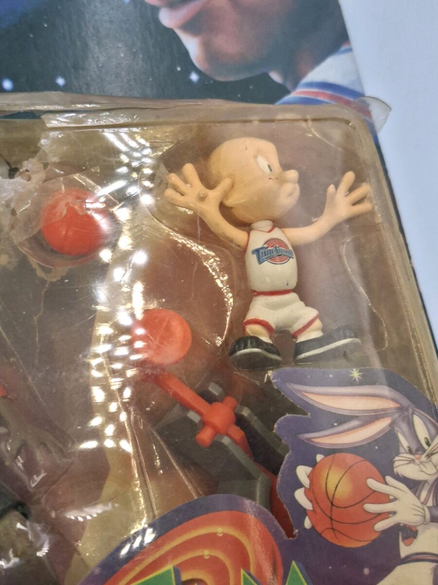 Space Jam 1996 Michael Jordan and Elmer… - € 25,00 - Vendora.cy