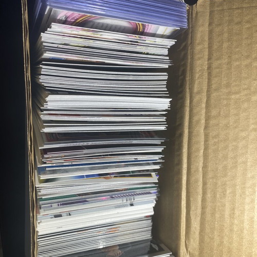 Card lot 150 NBA Euroleague Disney soccer cards like new