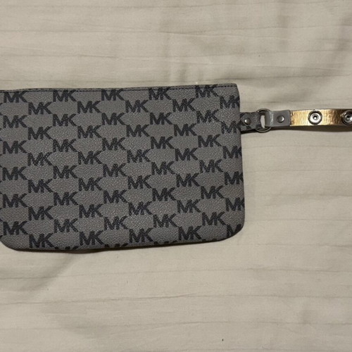 Michael Kors grey waist bag like new without belt