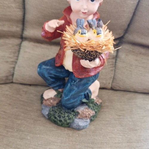 Small statue like new