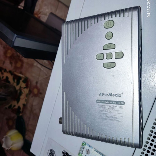 AVerMedia AVerTV Hybrid STB 1080i with remote and cables