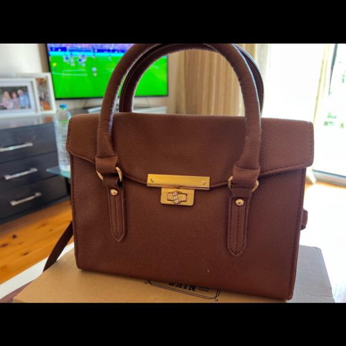 Handbag with strap used, brown