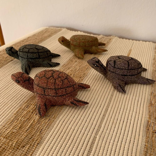 Small wooden turtles new, pack of 4 handmade