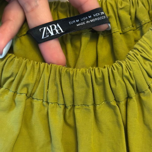Zara crop shirt green, like new, size M