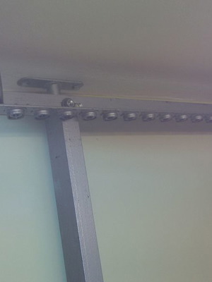 Carpet hanger stand used, dimensions 2.00×2.50, 100 carpet positions