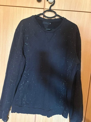 Dirty Laundry sweatshirt size Medium like new, black