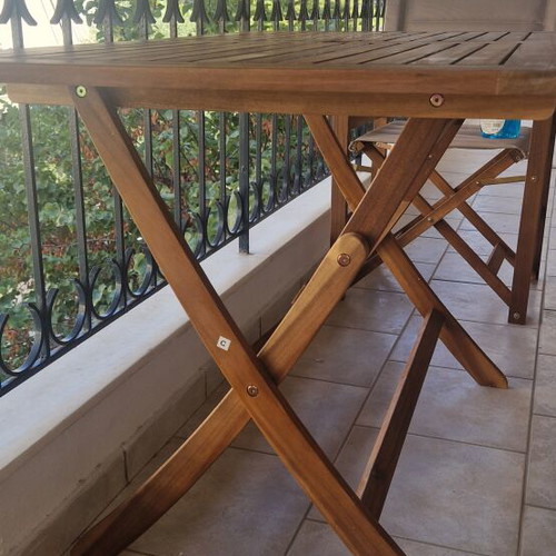 Wooden veranda table 120x70, folding, like new