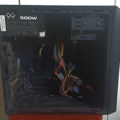 Infinity Mini Tower (Micro ATX/Mini ATX) with 500W Plus 8 Bronze PSU like new