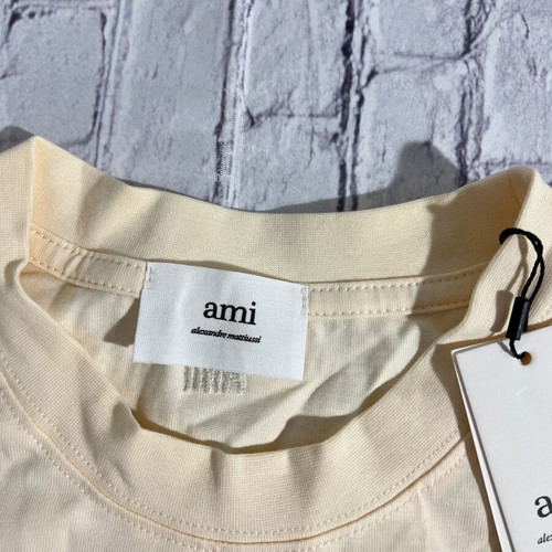 Ami Tee size Small new, beige and red