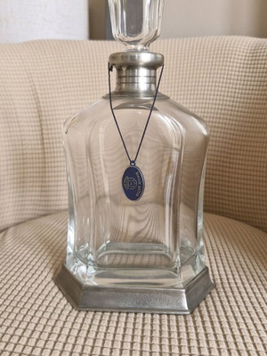 Brescia Peltre decanter new glass and pewter