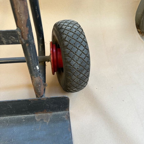 Heavy-duty cargo transport cart used