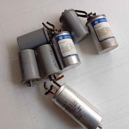 Capacitors used, pack of 7 pieces