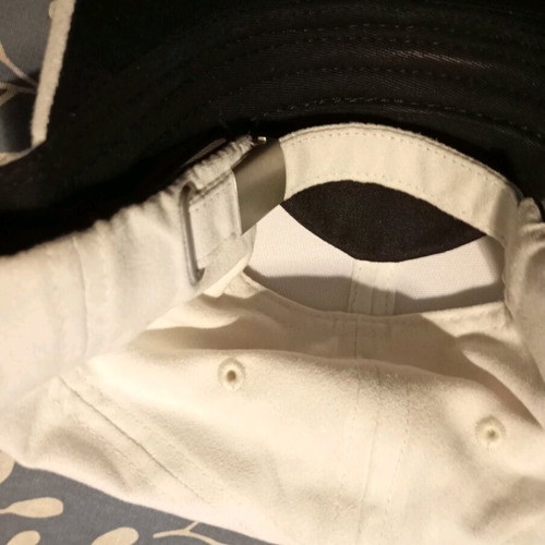 GENUI hat white new