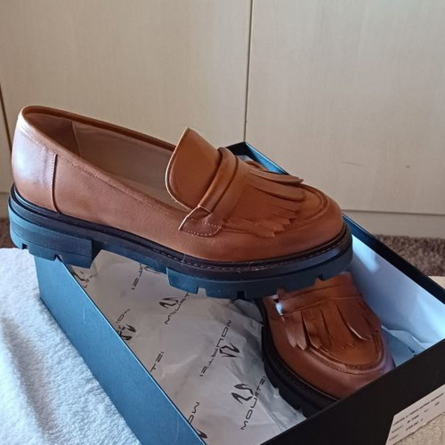 Loafer leather shoes new, brown size 39 Mourtzi