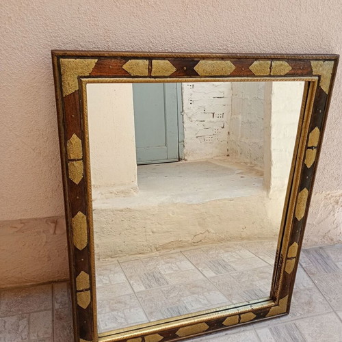 Mirror with brass leaves like new, large wooden frame