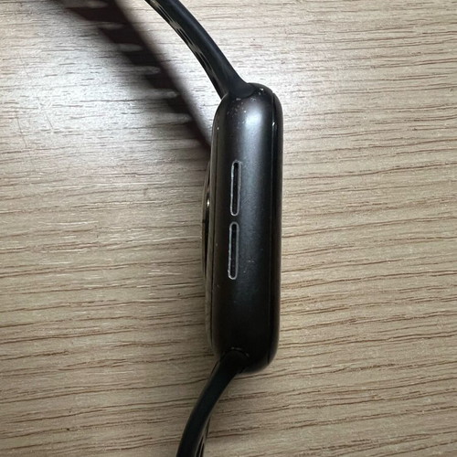 Apple Watch 4 Nike 44mm like new with 5 straps and charger