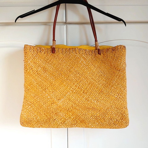 Cabaia Straw Shoulder Bag new, yellow with shells and wooden beads