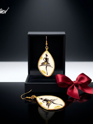 EnVogue V Earrings new with abstract fashion design 7x2.8cm hypoallergenic