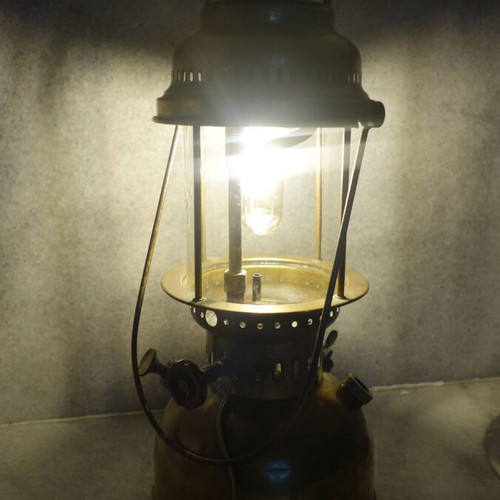Storm lantern refurbished, brass and copper, model Optimus 300 P