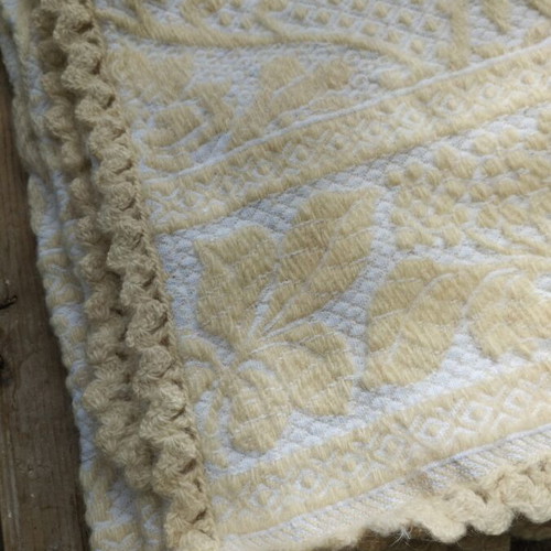 Woven blanket like new, traditional white ecru 340x210 cm