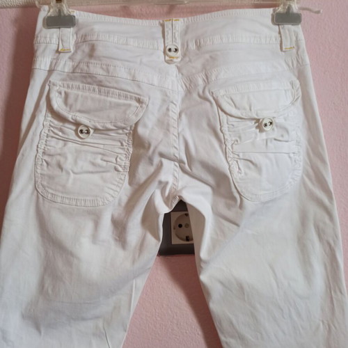 Toi&Moi women's white pants small like new