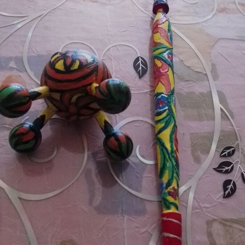 Wooden hand-painted massager