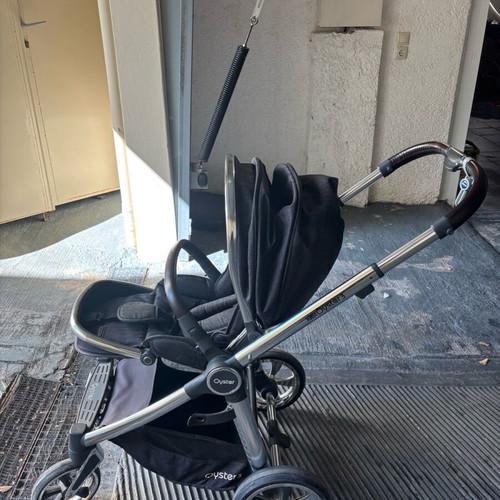 Baby stroller with Oyster 3 Kiddo seat like new