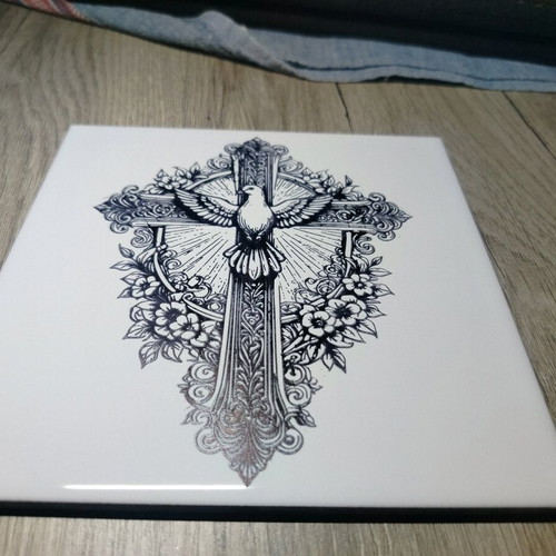 Ceramic tile with cross and Holy Spirit engraving new 15x15 cm