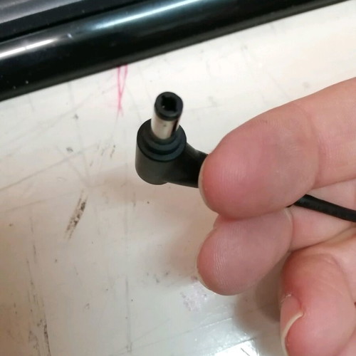 Τροφοδοτικό laptop Toshiba 19V / 2,37A σαν καινούργιο