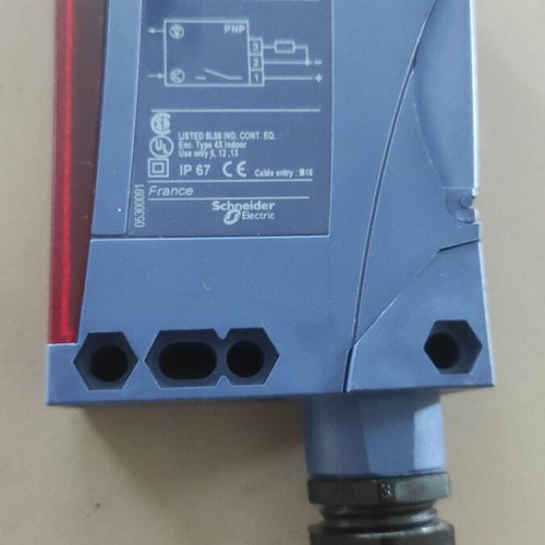 Telemecanique Schneider Electric Industrial Photoelectric Sensor XUX1APANT16 new