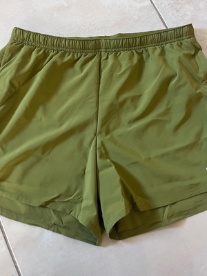 Patagonia shorts brand new, green, for 16 years old, sizes 164-170 cm