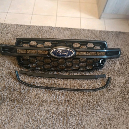 Ford Ranger 2023 T9 mask new unused