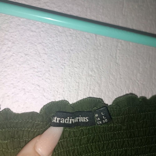 Stradivarius top used, size L, green