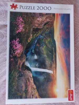 Puzzle 2000 pieces like new